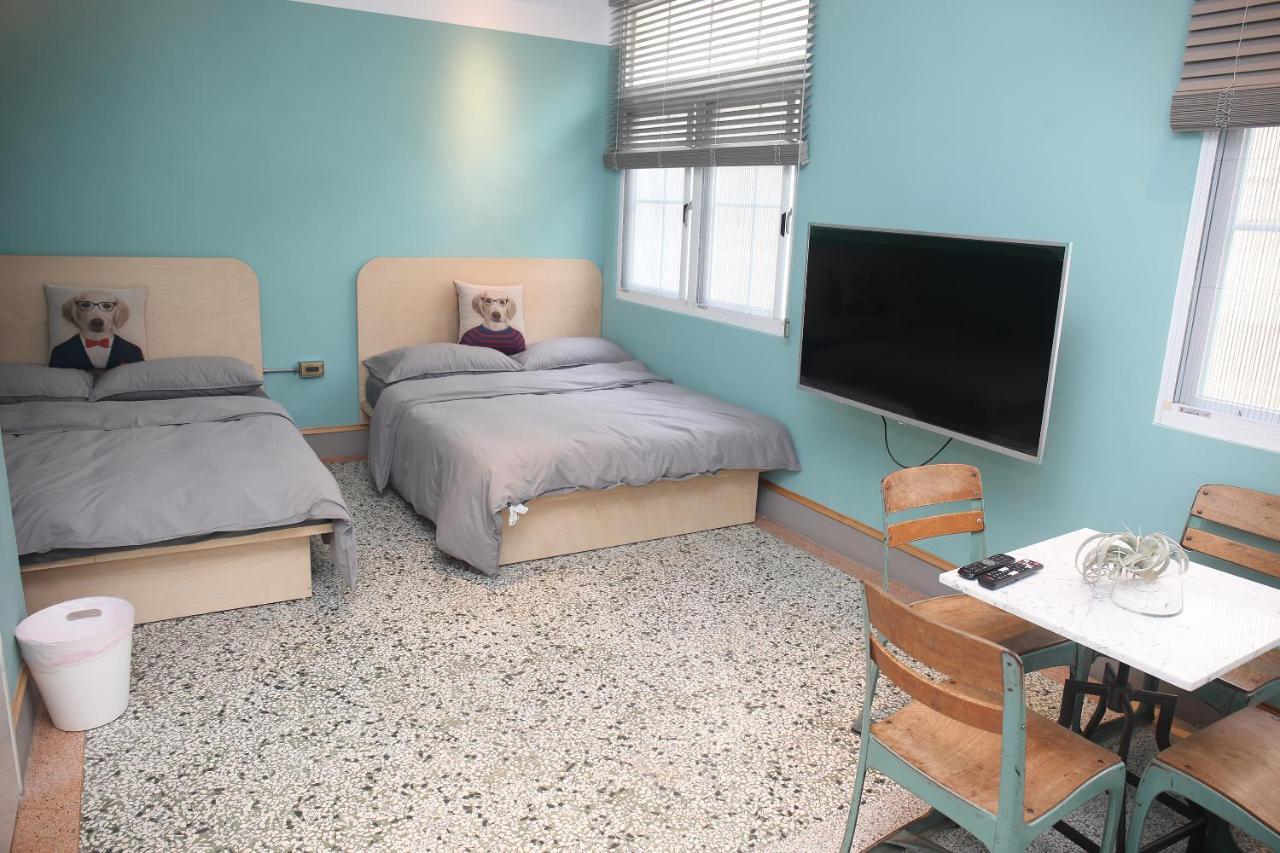 Spring Guest House Тайнань Экстерьер фото